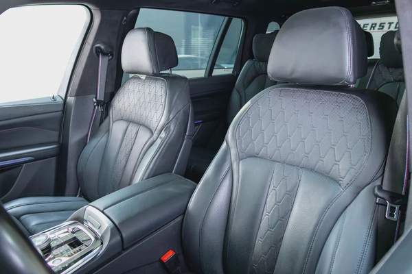 BMW X7 M60i M-Sport - Full Agency Service History - Full Option - GCC Specs