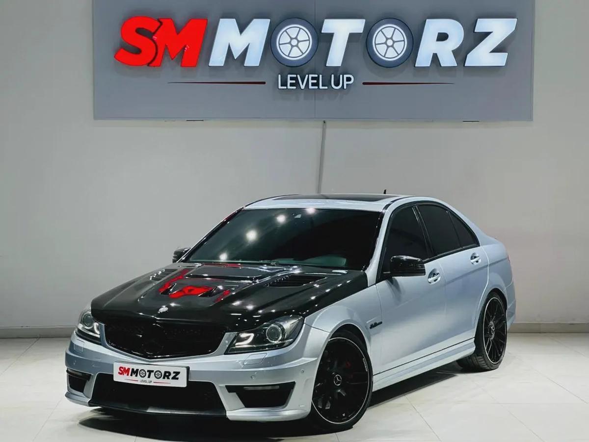 MERCEDES C63S EDITION 1 GCC SPECS IMACULATE CONDITION CARBON FIBER-0-0