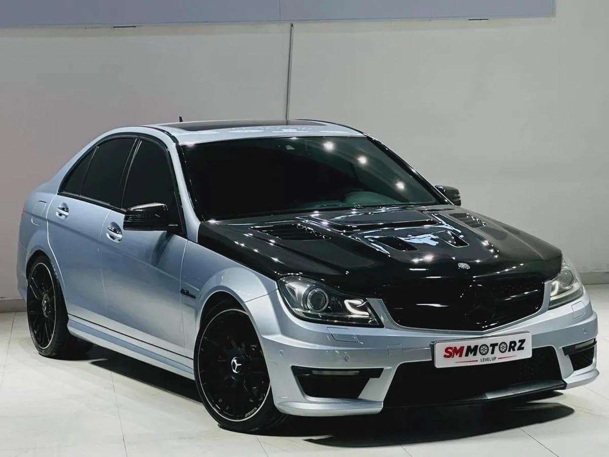 MERCEDES C63S EDITION 1 GCC SPECS IMACULATE CONDITION CARBON FIBER-1-1