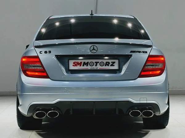 MERCEDES C63S EDITION 1 GCC SPECS IMACULATE CONDITION CARBON FIBER