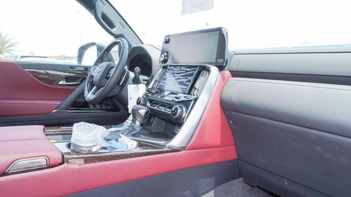 Lexus LX 600 3.5L V6-13-13