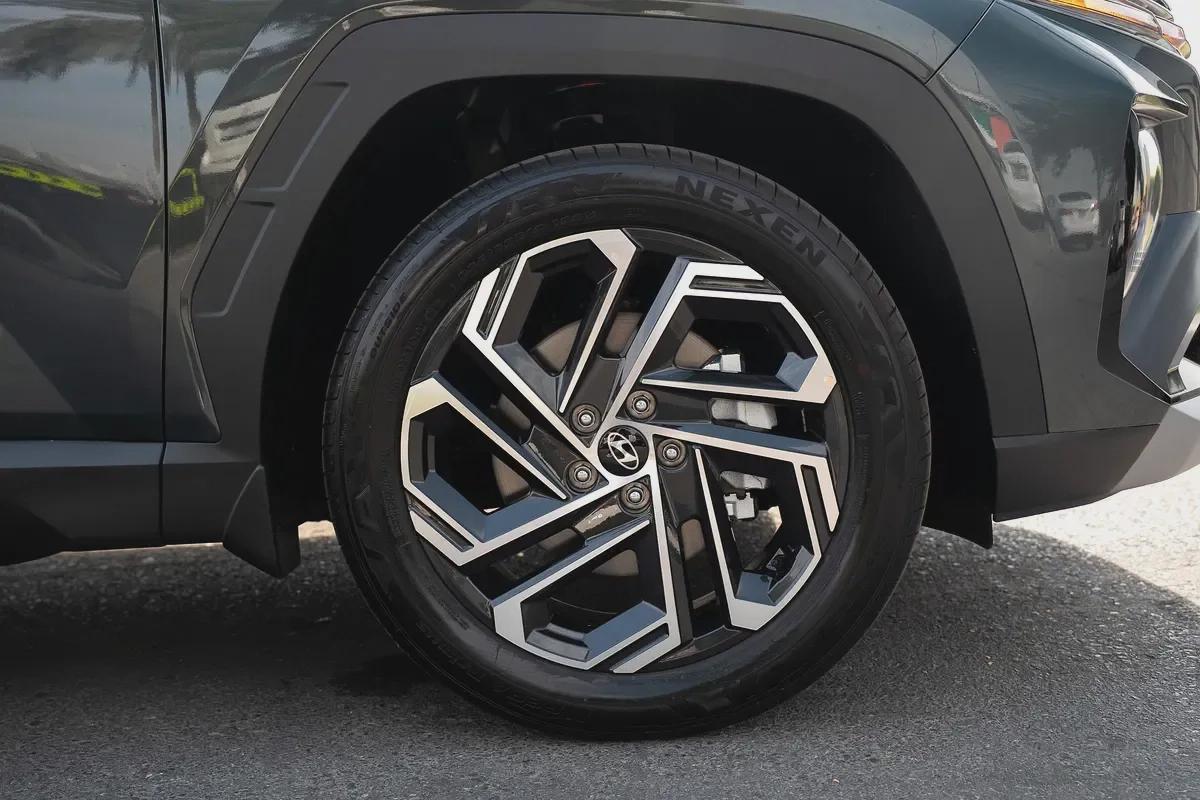 Hyundai Tucson 2025 | GCC | Panoramic Roof | Immediate Delivery | Best Price UAE-4-4
