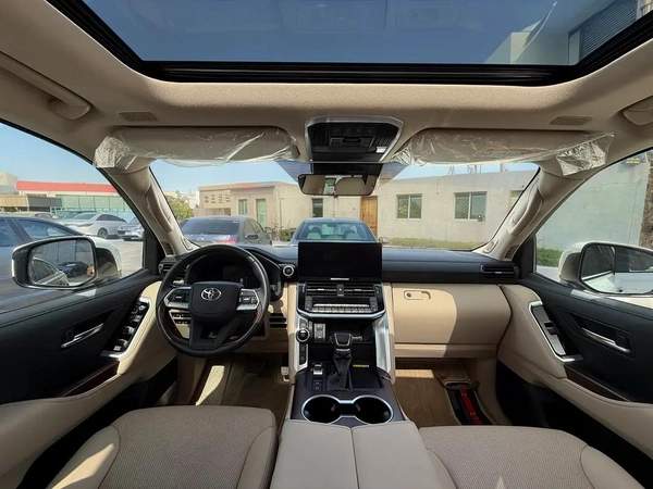 AED 4,620 P.M | 0% DOWN PAYMENT | TOYOTA LAND CRUISER | GX.R | AGENCY WARRANTY | 2025 | GCC