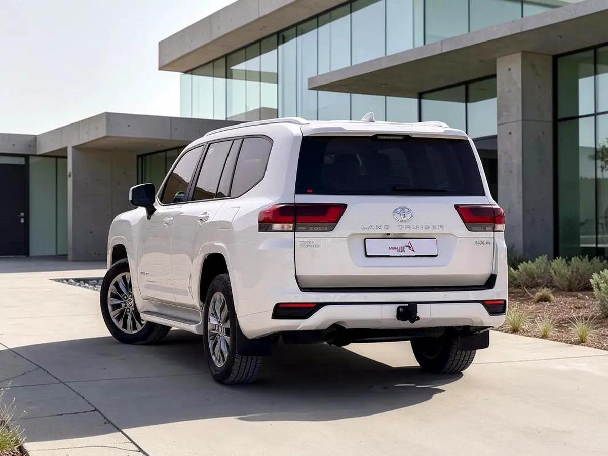 AED 4,620 P.M | 0% DOWN PAYMENT | TOYOTA LAND CRUISER | GX.R | AGENCY WARRANTY | 2025 | GCC-7-7