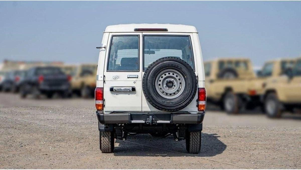 Toyota Land Cruiser 70 LC78 4.2L V6 DIESEL 3DOOR-6-6