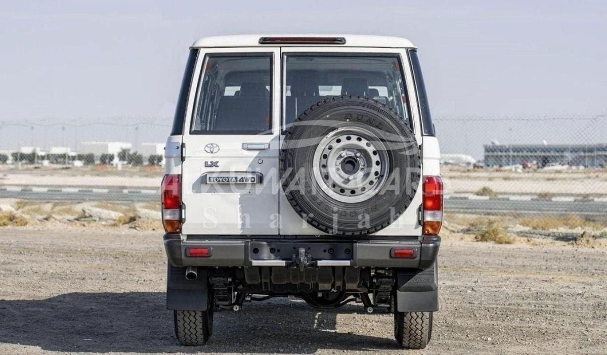 Toyota Land Cruiser 70 TOYOTA LC76 Hard top 4.2L 5 DOORS 2025-4-4