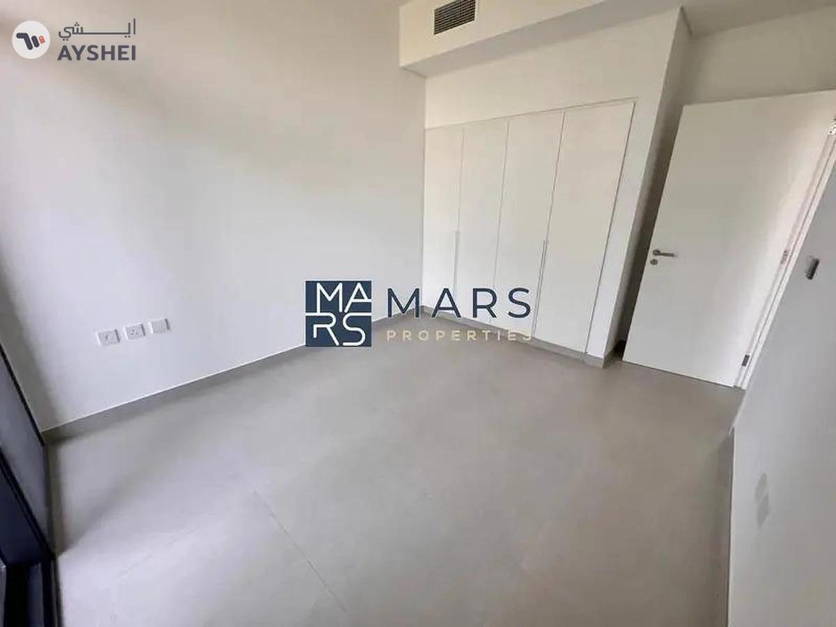 Spacious, Luxury, Brand New 3 Bedroom Corner Townhouse with Close Kitchen Available For Rent-1-landscape