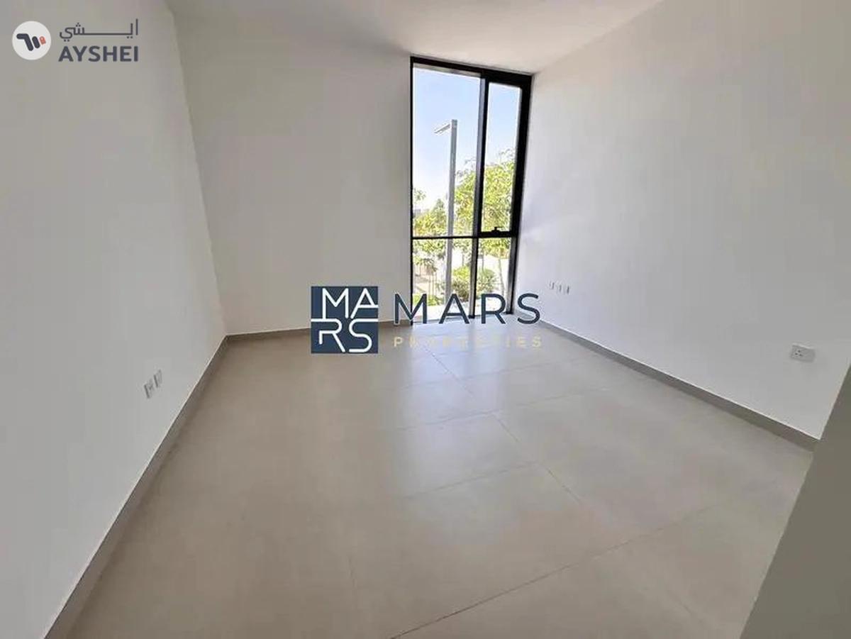 Spacious, Luxury, Brand New 3 Bedroom Corner Townhouse with Close Kitchen Available For Rent-4-4