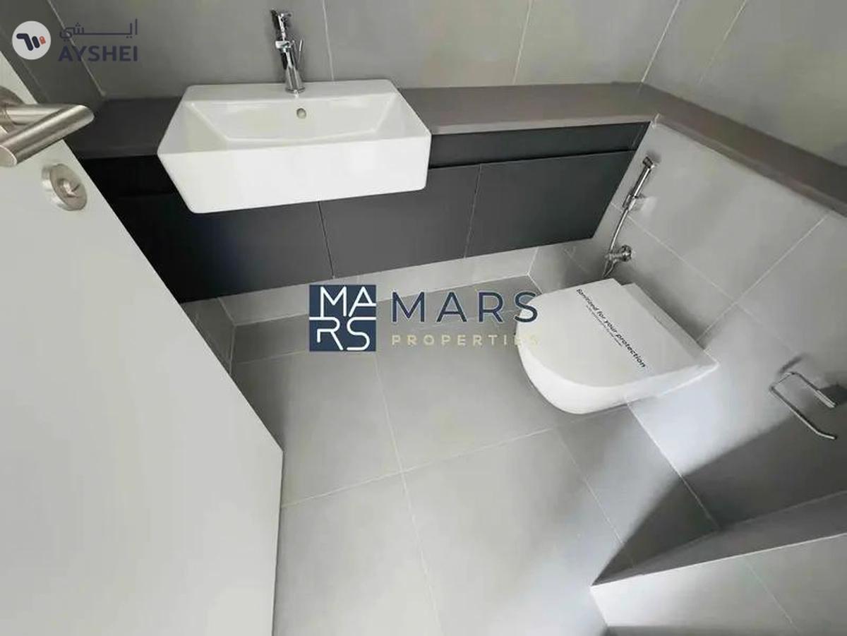 "One-Bedroom Apartment for Rent in Tiraz Building – AED 53K"-4-4