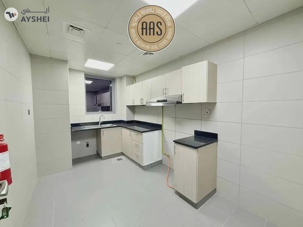 ELEGANT & SPACIOUS 2BHK ALL AMENITIES NEXT TO METRO PARKING