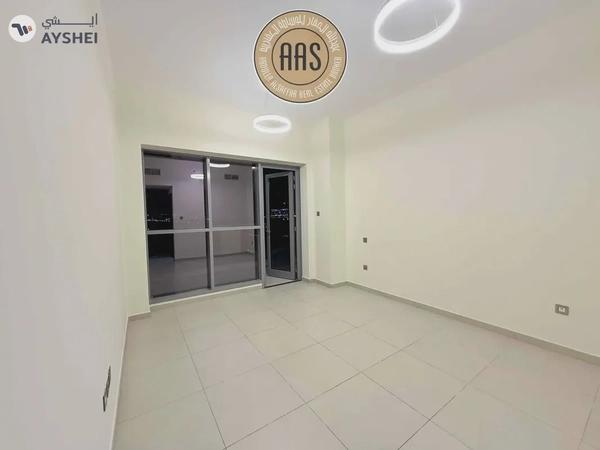 ELEGANT & SPACIOUS 2BHK ALL AMENITIES NEXT TO METRO PARKING