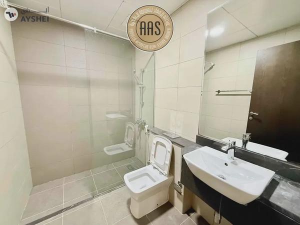 ELEGANT & SPACIOUS 2BHK ALL AMENITIES NEXT TO METRO PARKING