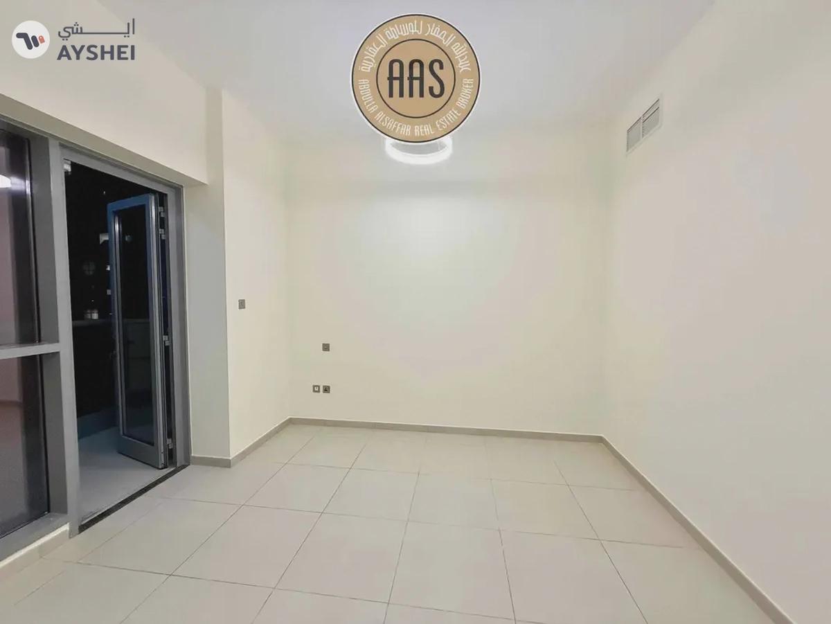 ELEGANT & SPACIOUS 2BHK ALL AMENITIES NEXT TO METRO PARKING-8-8