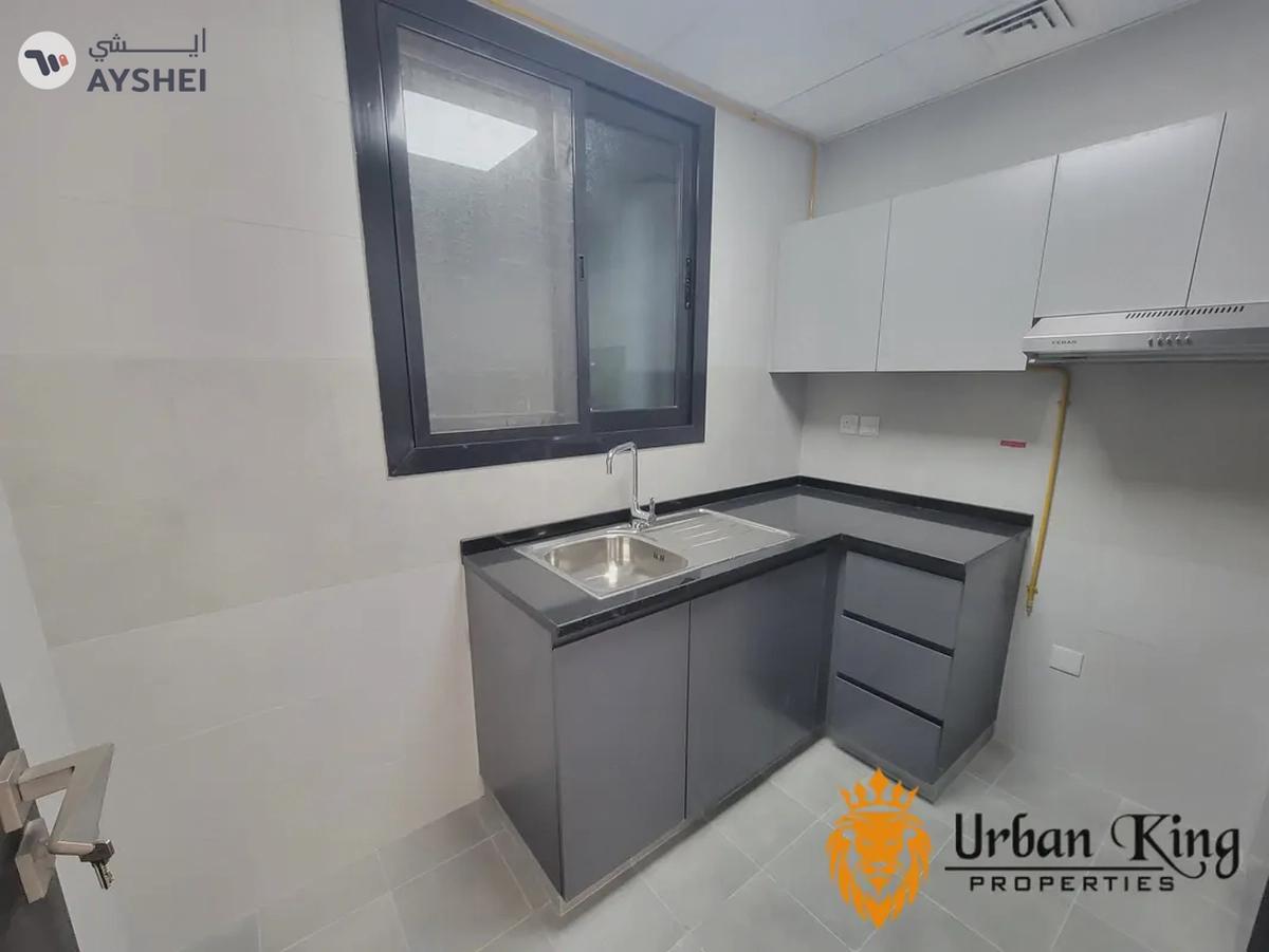 Brand New Building & Close Kitchen | Elegant Water View with Balcony-8-8