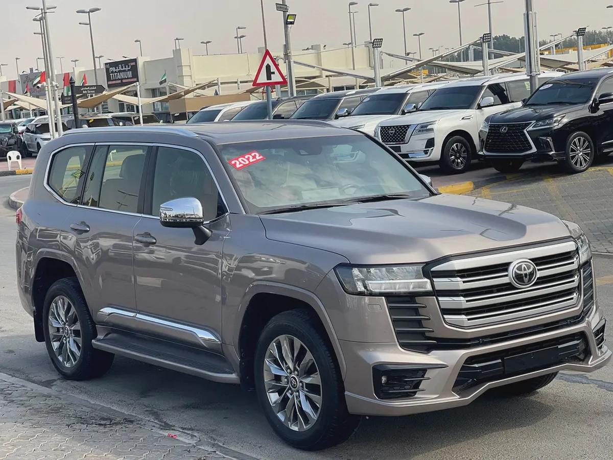 Toyota Land Cruiser GXR 2022 - GCC Specs - Pristine Condition-7-7