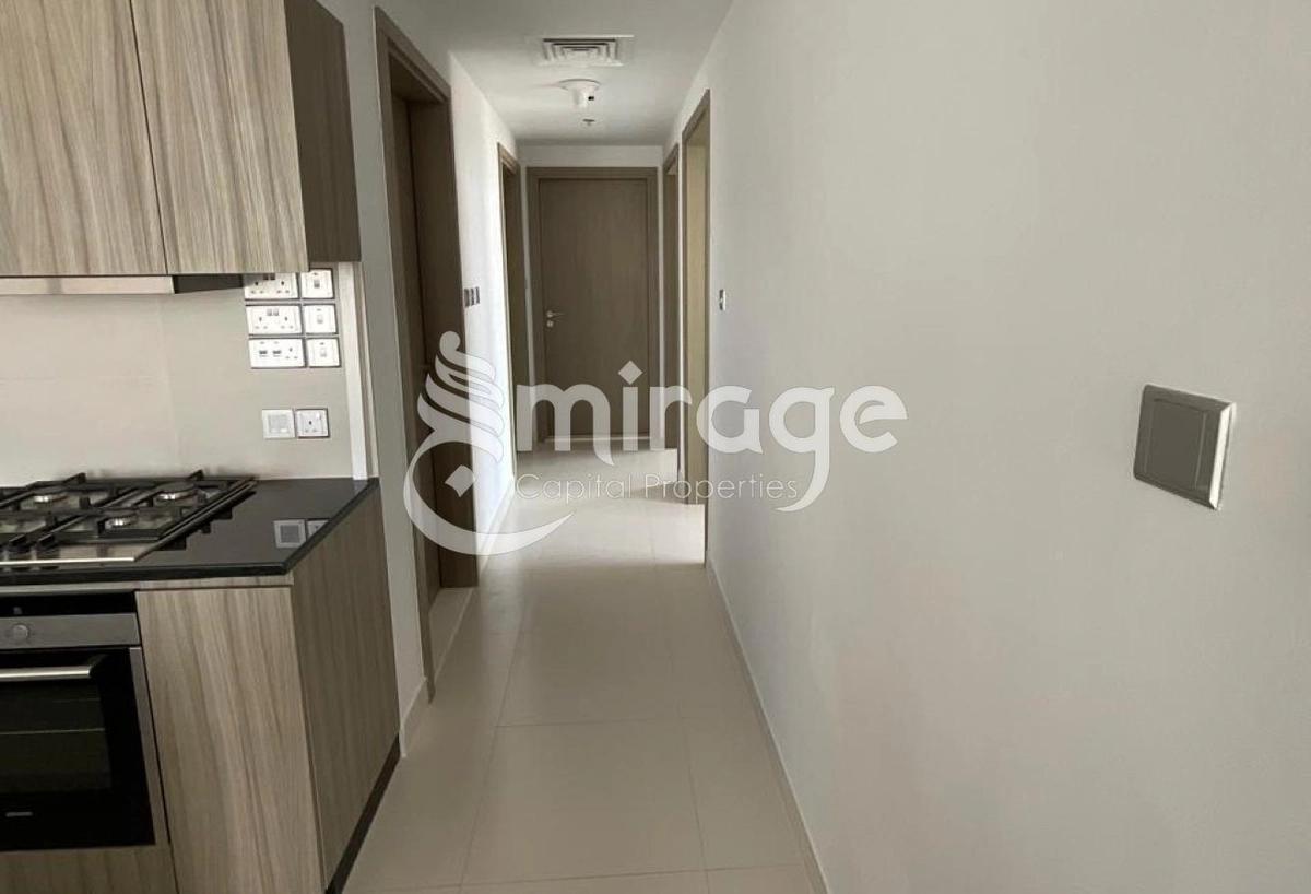 Spacious 3BR | Great Location | Premium Living-0-landscape