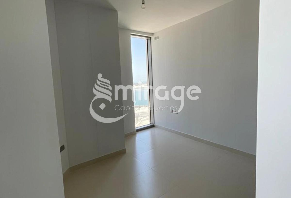 Spacious 3BR | Great Location | Premium Living-5-5