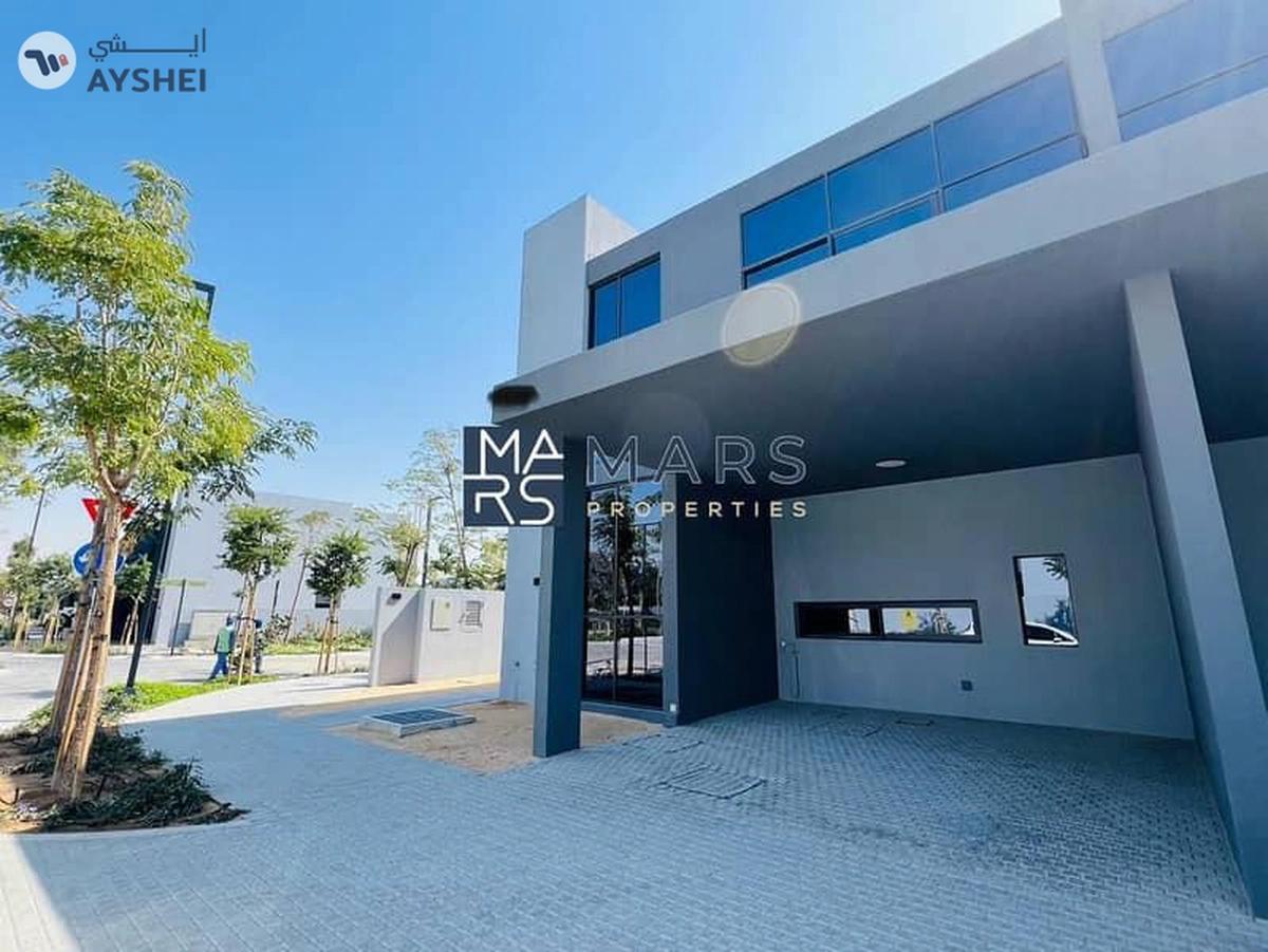 Spacious, Luxury 4 Bedroom Corner Villa, Near Park with Study Room/Majlis, Available For Rent-0-landscape