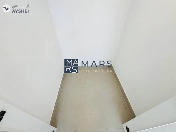 Spacious, Luxury 4 Bedroom Corner Villa, Near Park with Study Room/Majlis, Available For Rent