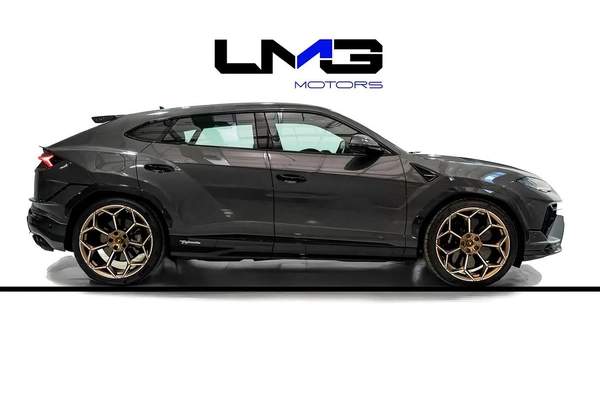 URUS PERFORMANTE | TWO TONE INTERIOR ALCANTARA SEATS | CARBON INT/EXT | MASSAGE SEAT