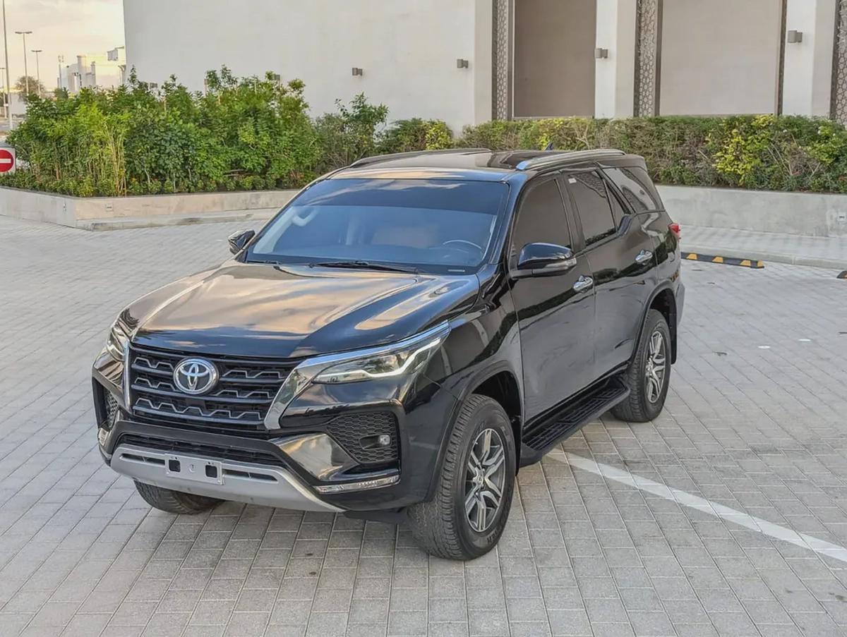 TOYOTA FORTUNER 2022 GXR V6 4.0L GCC IN EXCELLENT CONDITION-18-18