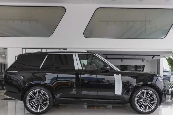 Land Rover | Range Rover | Autobiography P530 | GCC | VIPSeat | Automatic side steps | 2026 (EXPORT)