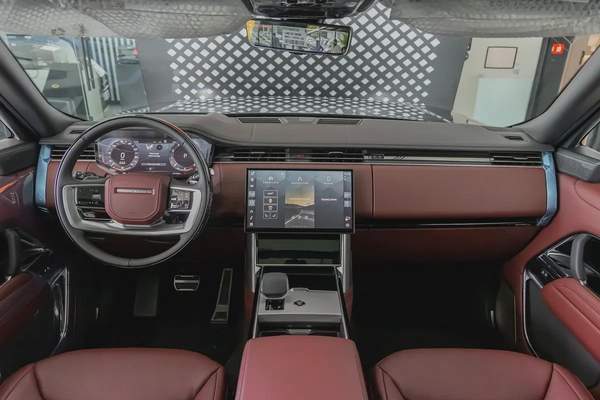 Land Rover | Range Rover | Autobiography P530 | GCC | VIPSeat | Automatic side steps | 2026 (EXPORT)