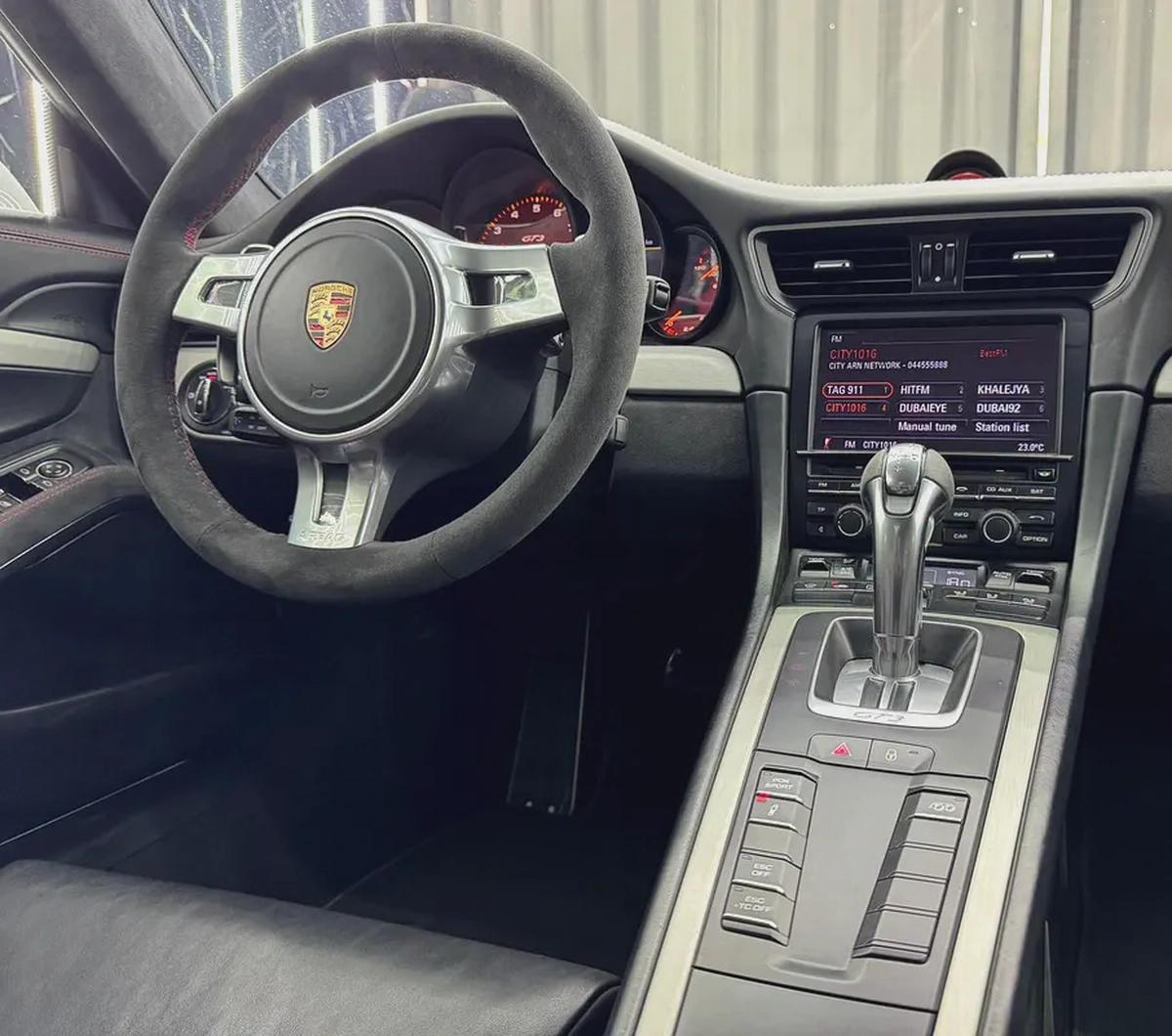 Porsche 911 GT3 2014 GCC specs for 389,000.00 AED-17-17