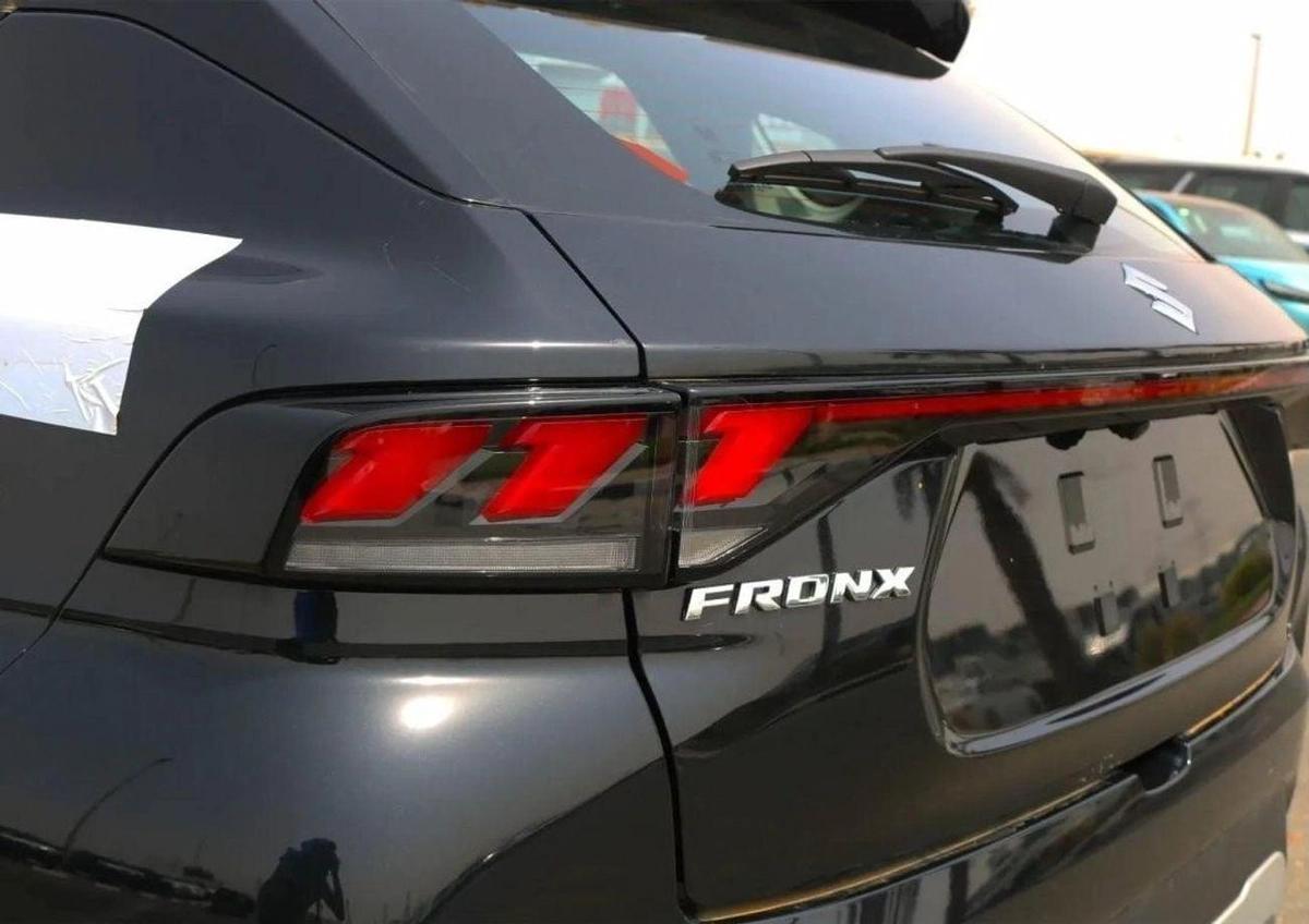 Suzuki Fronx GL 1.5P AT MY2025 – BLUISH BLACK PEARL-11-11