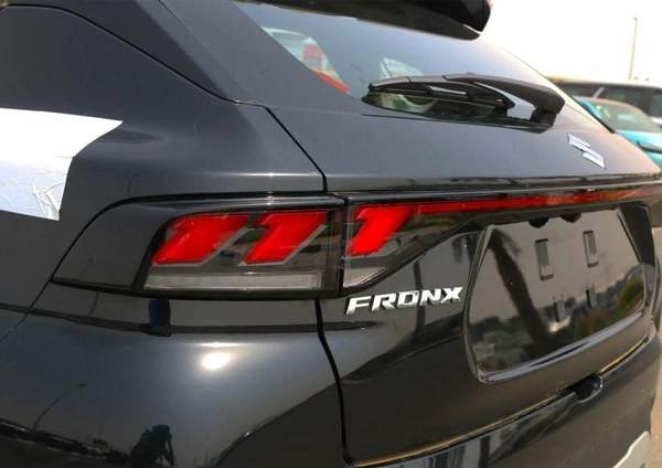 Suzuki Fronx GL 1.5P AT MY2025 – BLUISH BLACK PEARL