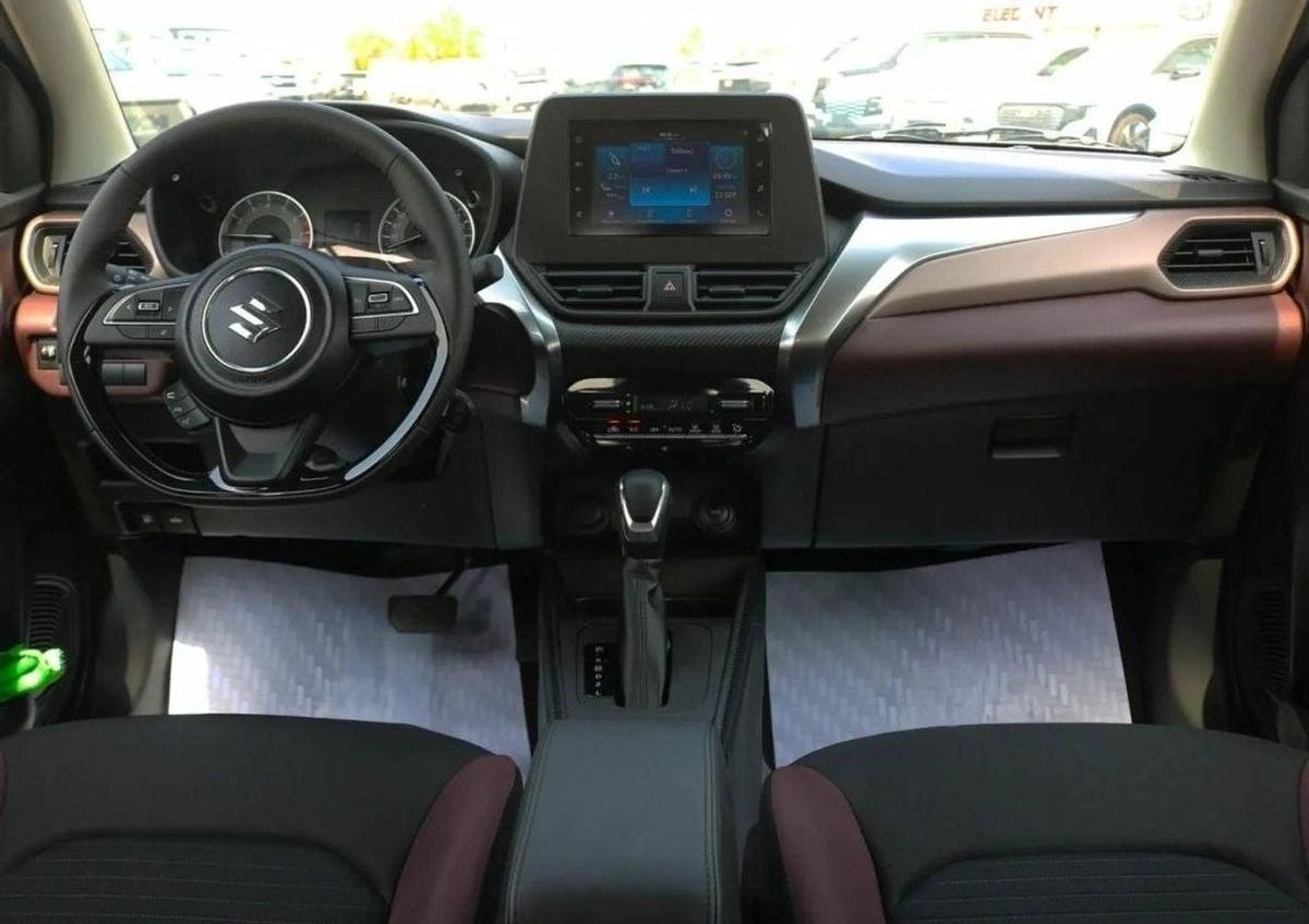 Suzuki Fronx GL 1.5P AT MY2025 – BLUISH BLACK PEARL-13-13