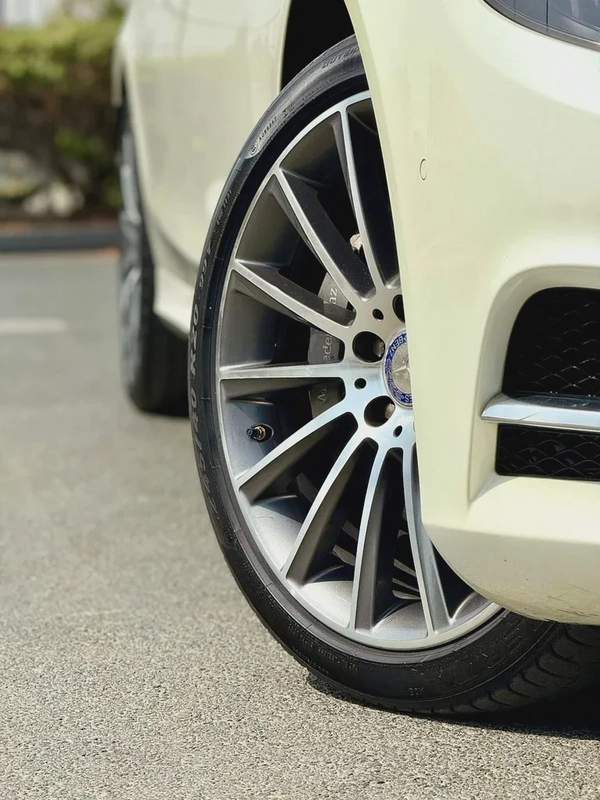 MERCEDES BENZ S500 | GCC SPECS | KMS:210,000 | YEAR: 2014