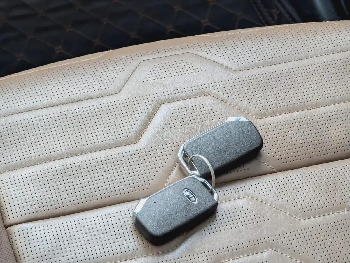 2021 Kia Telluride GT Line - GCC Specs - Excellent Condition-3-3