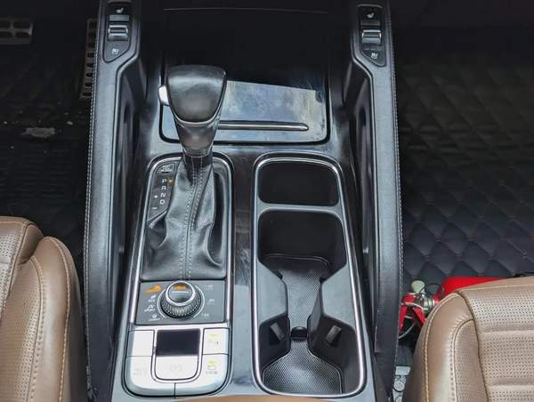 2021 Kia Telluride GT Line - GCC Specs - Excellent Condition