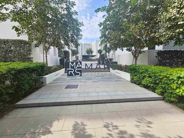 Luxury 1badroom apartment available for rent in East village