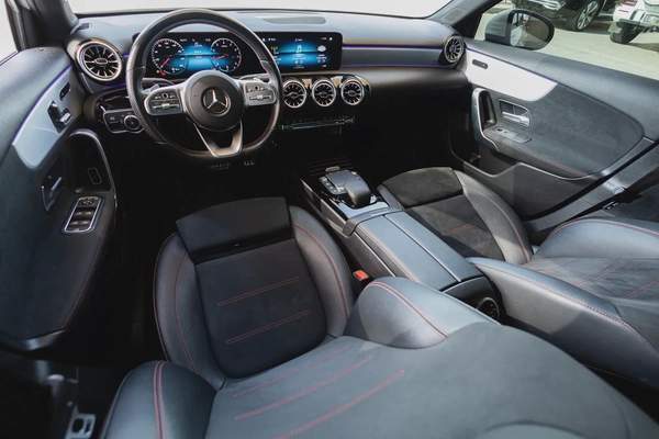 Mercedes-Benz A-Class 200