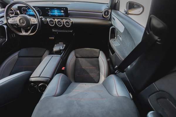 Mercedes-Benz A-Class 200