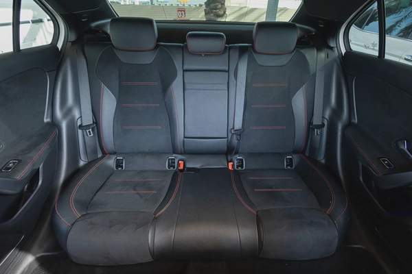 Mercedes-Benz A-Class 200