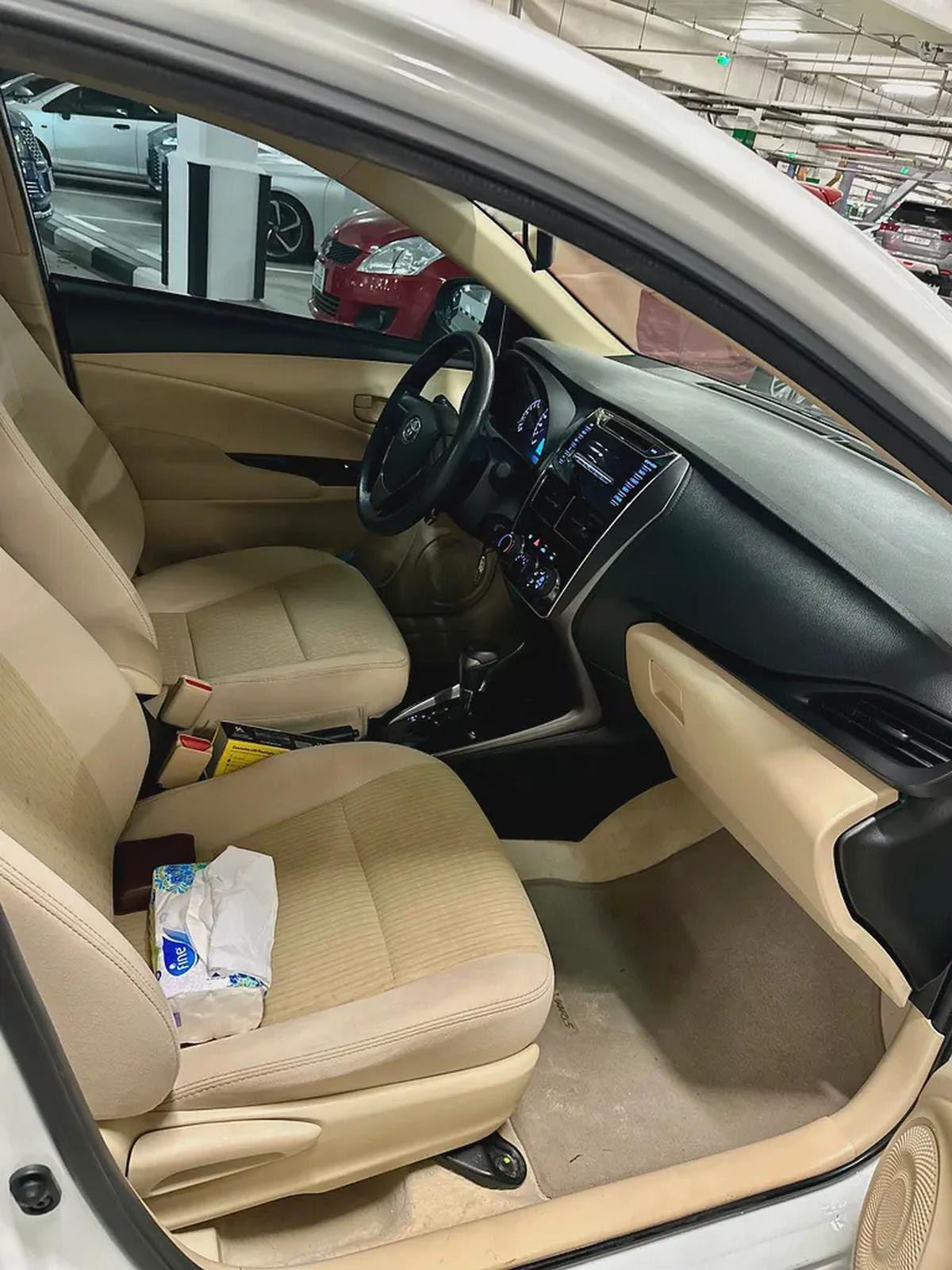 592/- AED Toyota Yaris 2022 1.5L || GCC Specs ||Well Maintained-6-6