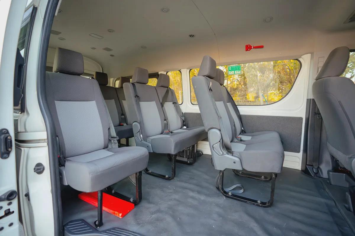 High-Roof 13-Seater Passenger Van | Automatic | GCC Specs | Ref#T07775-11-11