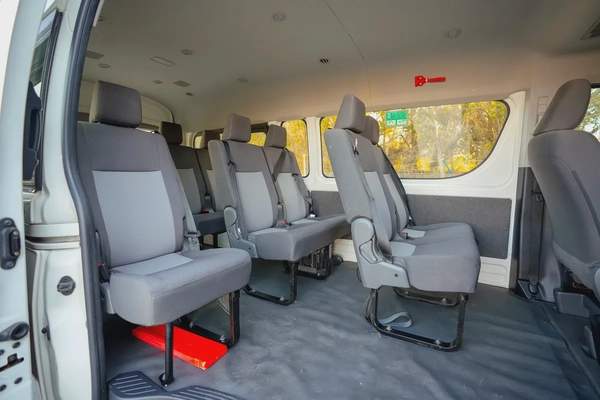 High-Roof 13-Seater Passenger Van | Automatic | GCC Specs | Ref#T07775