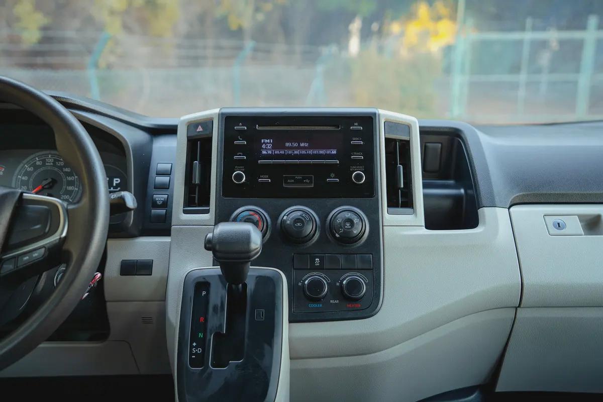 High-Roof 13-Seater Passenger Van | Automatic | GCC Specs | Ref#T07775-14-14