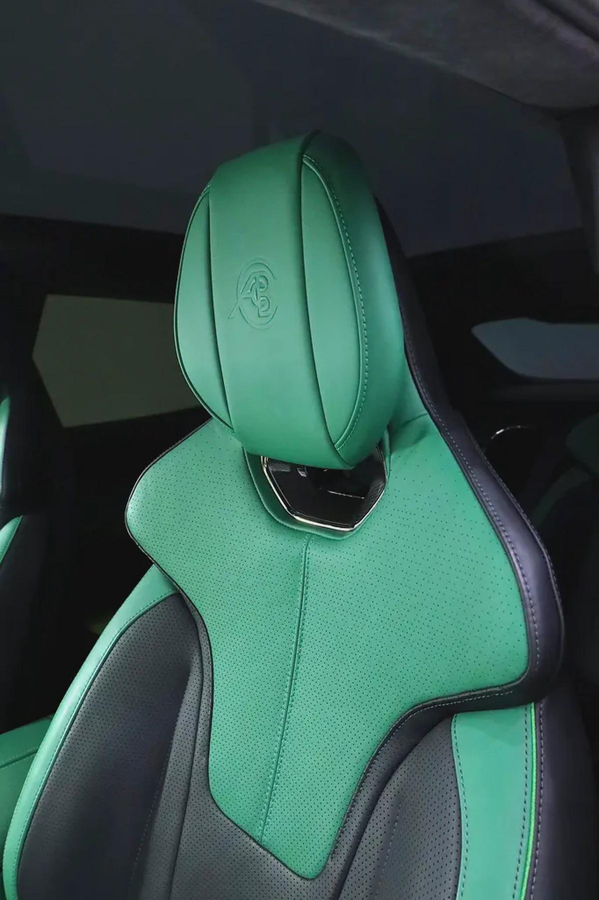 LOTUS ELETRE R+ 900 SPORT GCC IN FULL CARBON-4-4