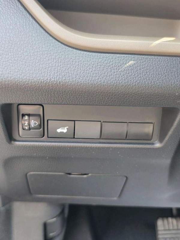 Mitsubishi Xforce 2025 MITSUBISHI XFORCE 1.5L P-LINE BLACK EDITION