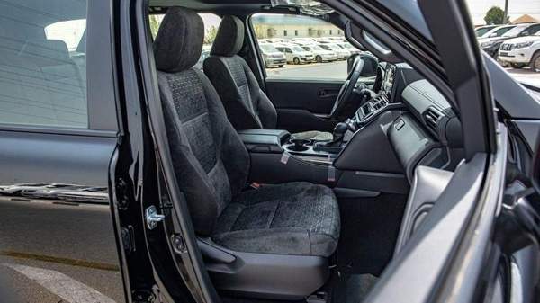 Toyota Land Cruiser GXR2 3.3L