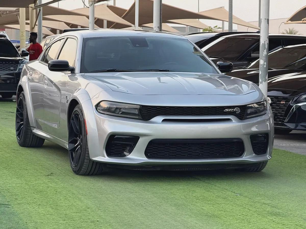 DODGE CHARGER R/T HEMI 5.72018 FULL OPTION GCC-1-1