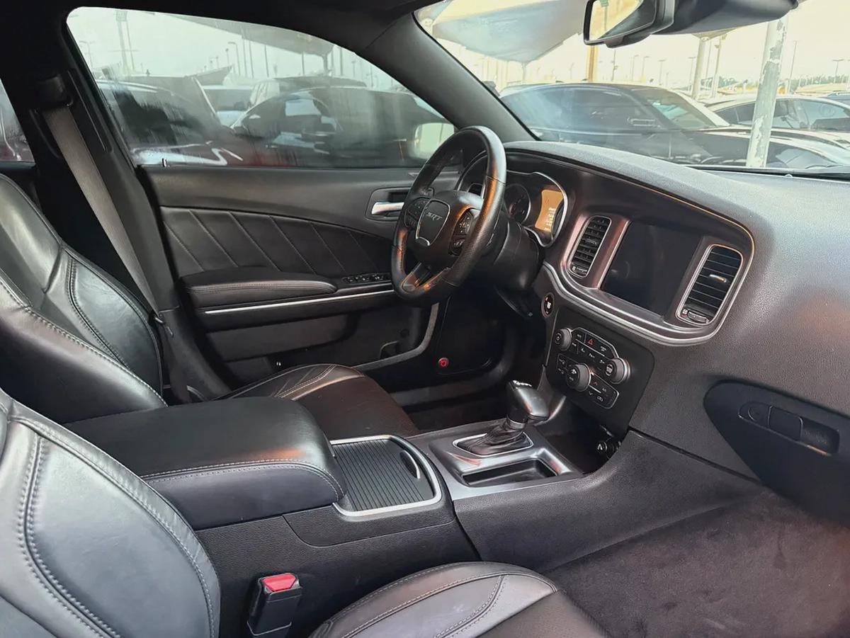 DODGE CHARGER R/T HEMI 5.72018 FULL OPTION GCC-6-6