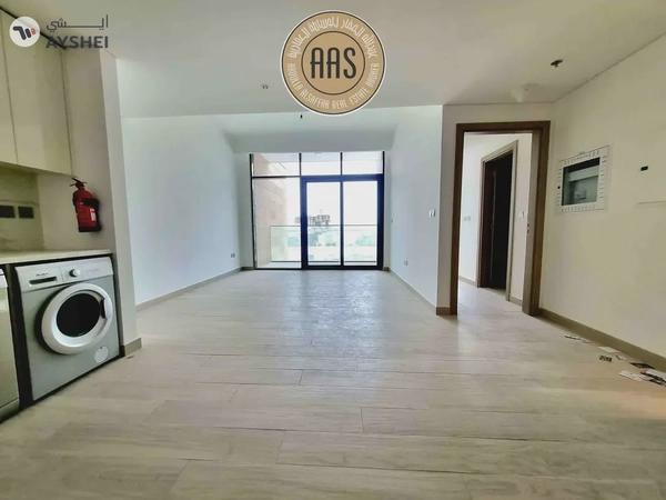 Corner Unit • Spacious Layout • Next to Park • Chiller Free • For 145k