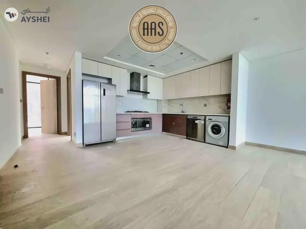 Corner Unit • Spacious Layout • Next to Park • Chiller Free • For 145k