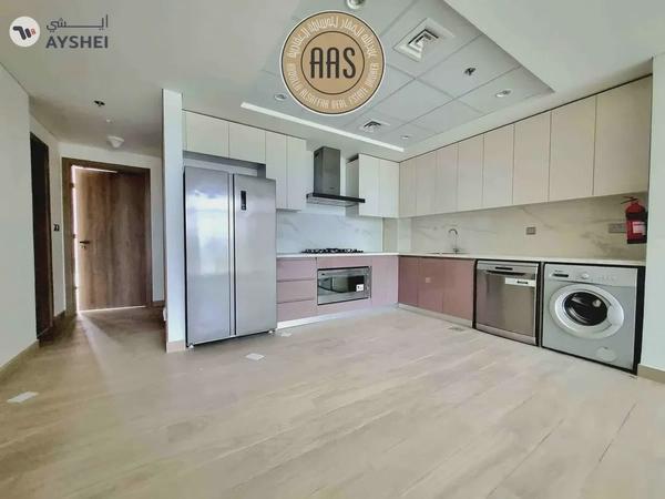 Corner Unit • Spacious Layout • Next to Park • Chiller Free • For 145k